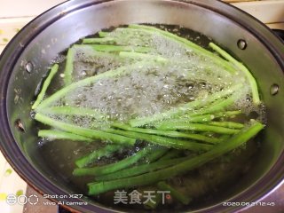 豆角手撕鸡拌面的做法步骤：4