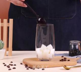 雪顶可可奶茶的做法步骤：6