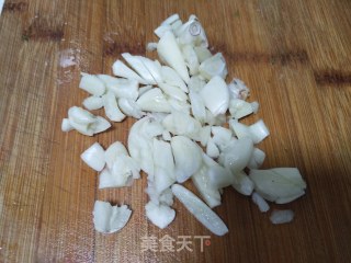 蒜蓉油麦菜的做法步骤：2