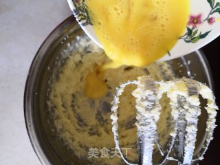 百香果磅蛋糕的做法步骤：4