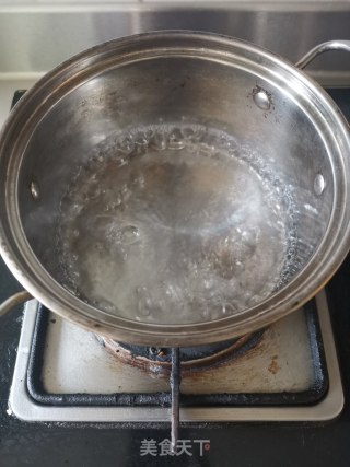 皮蛋瘦肉粥的做法步骤：6