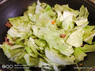 培根炒包包菜的做法步骤：6