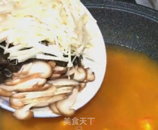 开胃酸辣汤的做法步骤：3