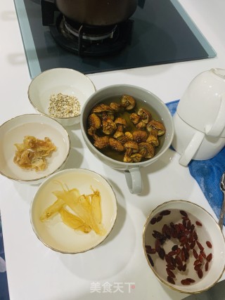 靓汤的做法步骤：2