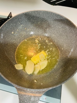 姜葱焗鲈鱼的做法步骤：6