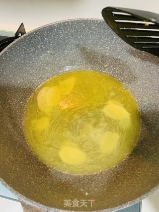 姜葱焗鲈鱼的做法步骤：7