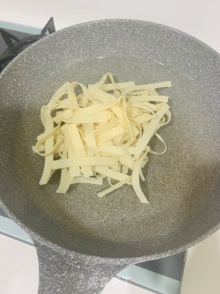 拌海带千张的做法步骤：1