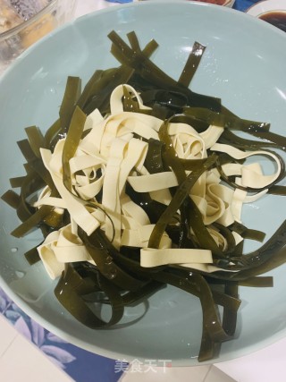 拌海带千张的做法步骤：5
