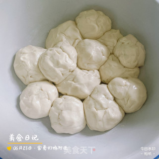 酥脆牛肉饼的做法步骤：1