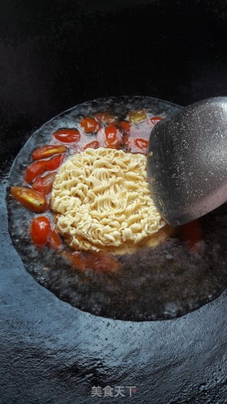 番茄鸡蛋面的做法步骤：5