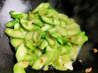 素炒丝瓜的做法步骤：6