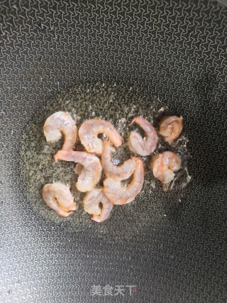 韭菜花炒虾的做法步骤：5