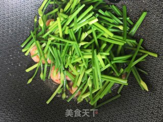 韭菜花炒虾的做法步骤：6