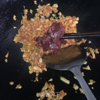 泡菜牛肉炒饭的做法步骤：7