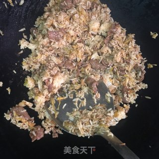 泡菜牛肉炒饭的做法步骤：9