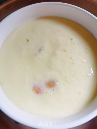 干贝虾仁鸡蛋羹的做法步骤：4