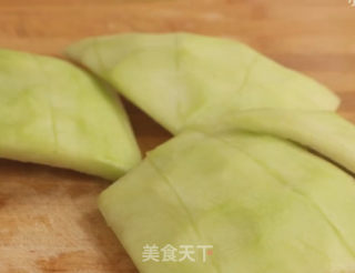 凉拌西瓜皮的做法步骤：1