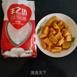 南瓜芝麻饼的做法步骤：1