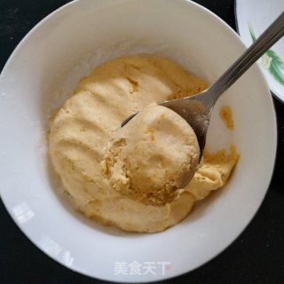 南瓜芝麻饼的做法步骤：7