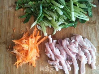 肉丝炒米线的做法步骤：4