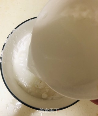 豌豆凉粉的做法步骤：2