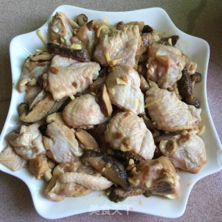 香菇蒸鸡翅的做法步骤：7
