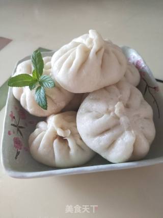 香葱肉包子的做法步骤：9