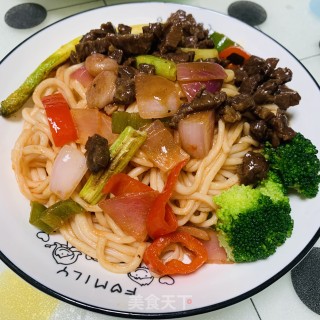 黑椒牛肉酱面的做法步骤：28
