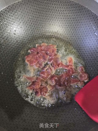 土豆炒牛肉的做法步骤：4