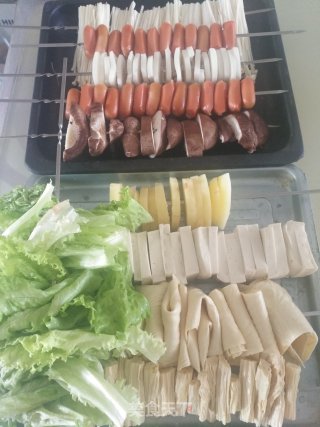 麻辣串串的做法步骤：1