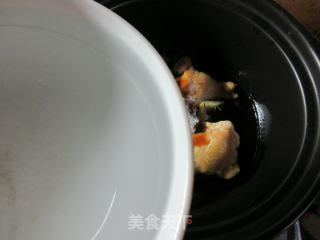 鸡翅根龙虾尾豆腐煲的做法步骤：10