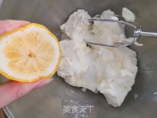 芒果芝士蛋糕的做法步骤：4