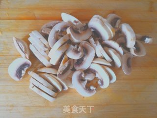 香菇土豆条的做法步骤：3