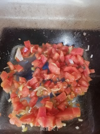 西红柿鸡蛋汤面的做法步骤：3