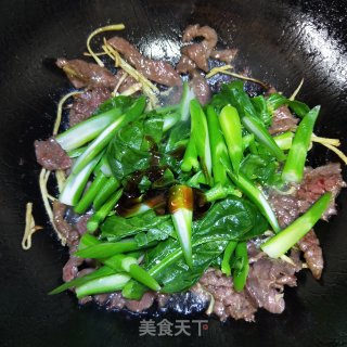 牛肉炒芥兰菜的做法步骤：11