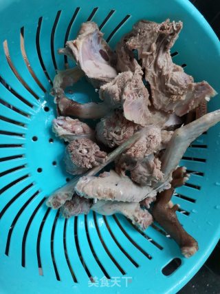 啤酒鸭的做法步骤：2