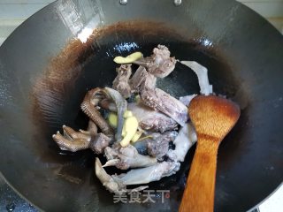 啤酒鸭的做法步骤：4