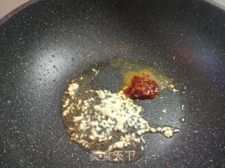 杏鲍菇炒荷包蛋的做法步骤：8