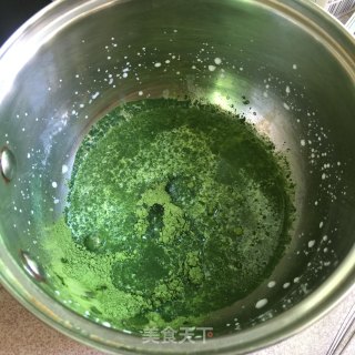 抹茶慕斯蛋糕的做法步骤：7