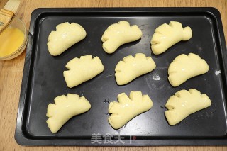 波兰种肉松小面包的做法步骤：15