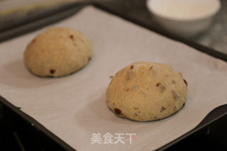 红枣核桃软欧的做法步骤：16