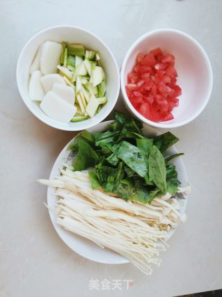 年糕蔬菜汤的做法步骤：1