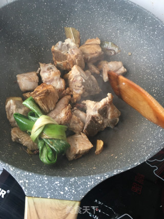 笋干烧排骨的做法步骤：11