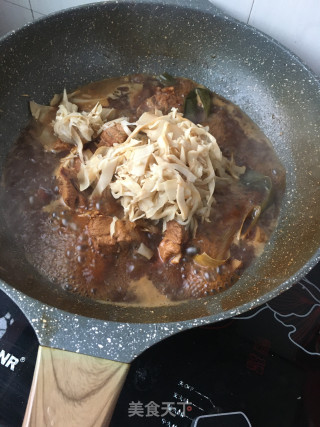 笋干烧排骨的做法步骤：16