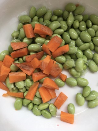 毛豆烧鸡腿的做法步骤：4