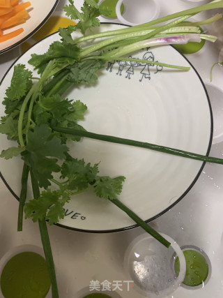 黑椒猪肉杂蔬拌面的做法步骤：5