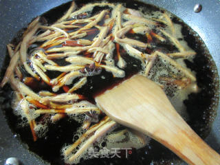 黄花菜烧排骨的做法步骤：11