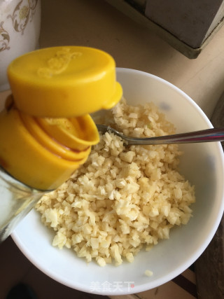 蒜蓉蒸丝瓜的做法步骤：4
