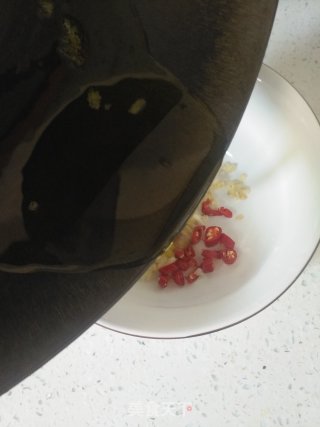 黄瓜拌皮蛋的做法步骤：6
