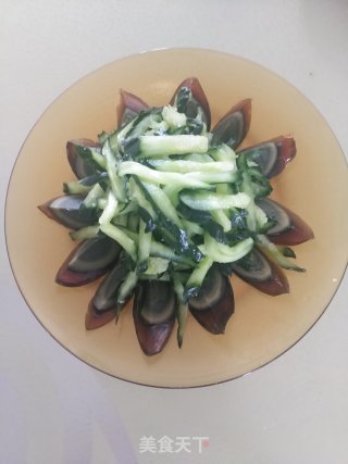 黄瓜拌皮蛋的做法步骤：10